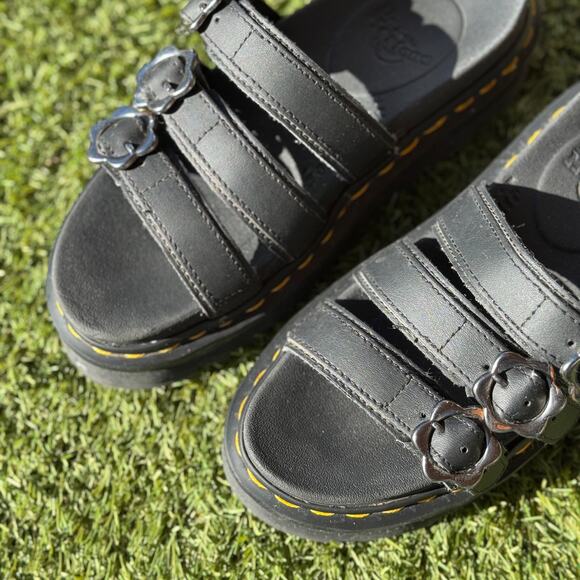 Dr. Martens Size 6 Blaire Flower Buckle Slide Sandals - Picture 5 of 7